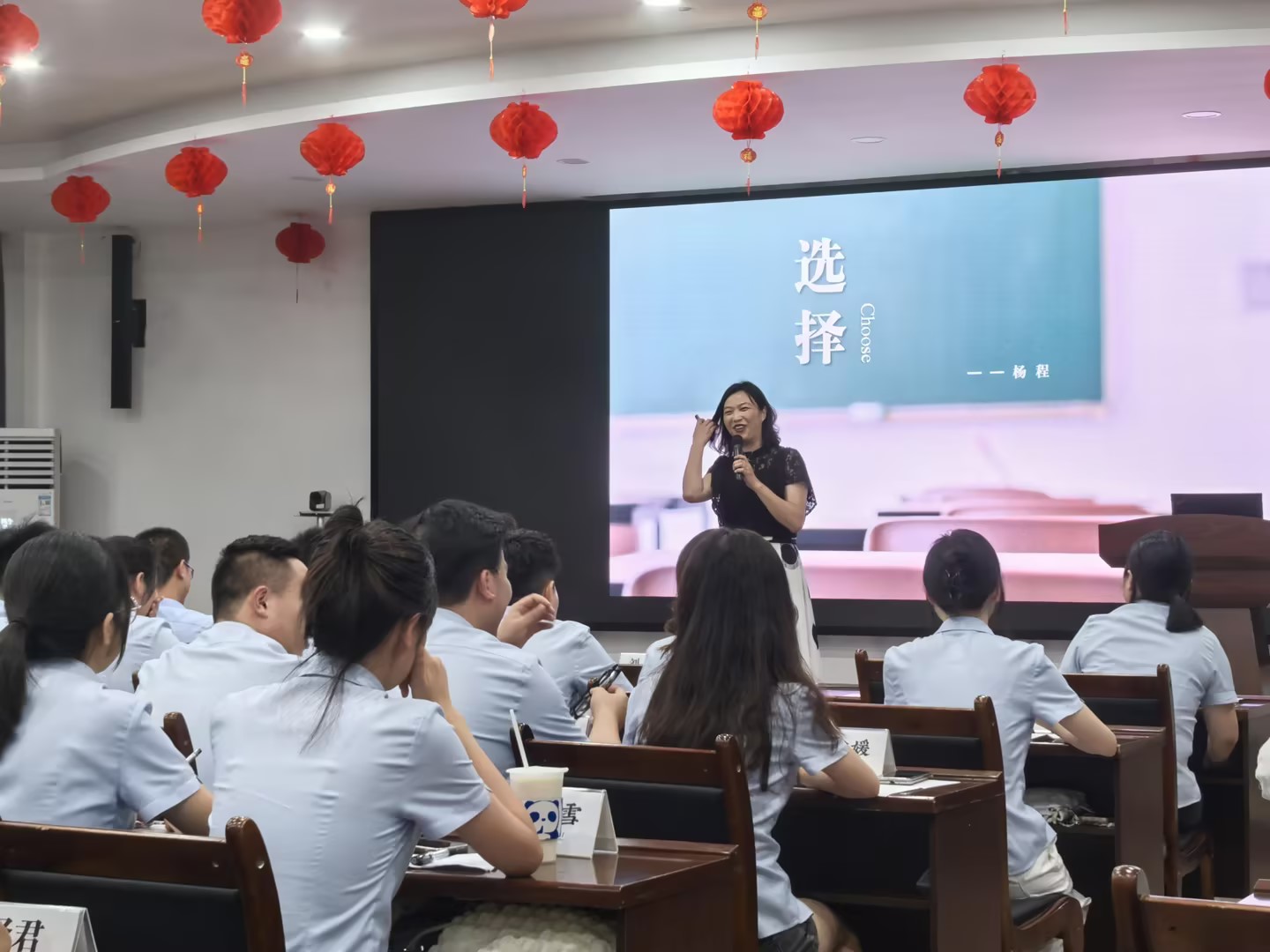 千巨传媒总经理杨程女士